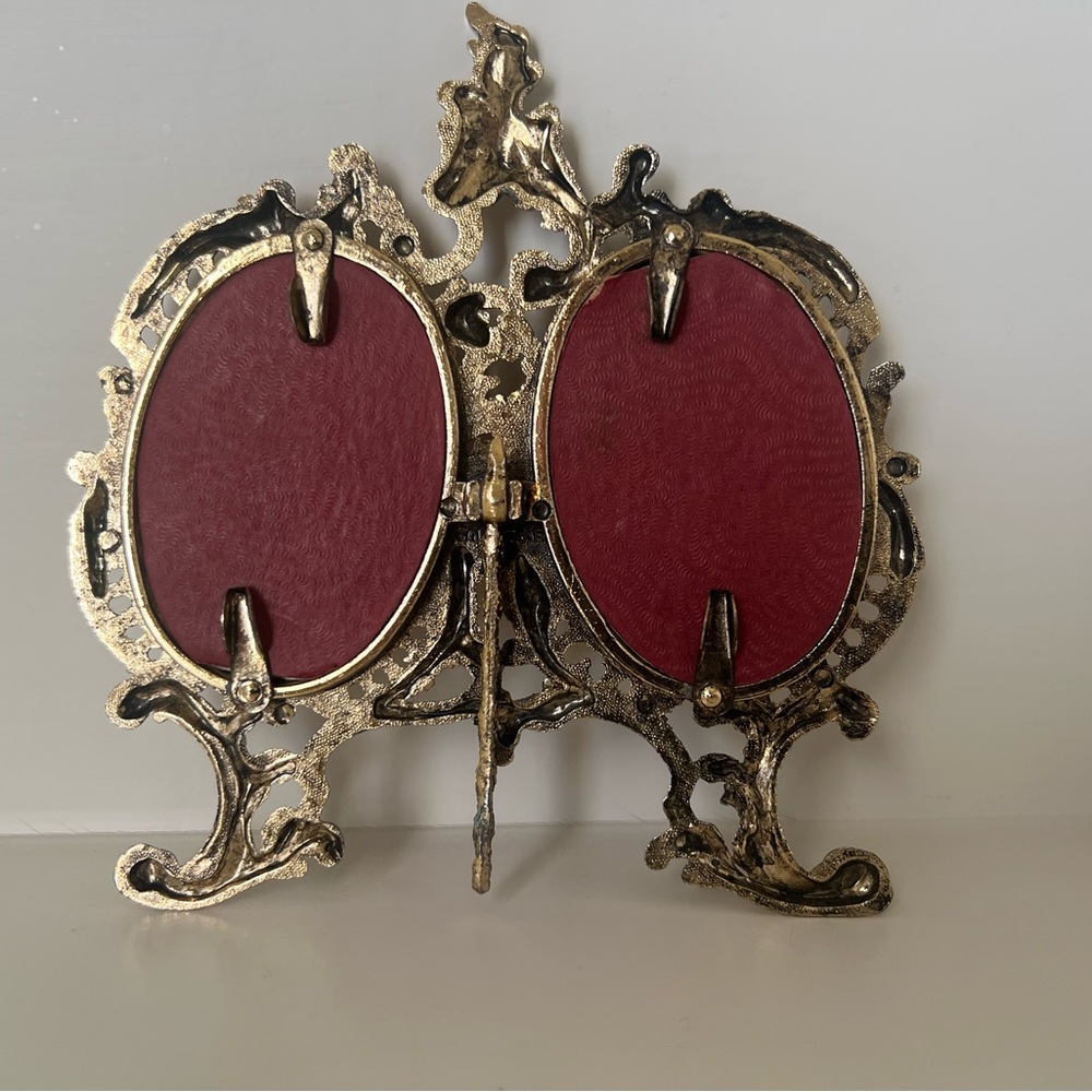 Antique Picture Frame - Picture 5 of 8